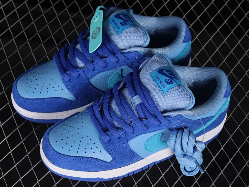 All categories Nk SB Dunk series Nk SB Dunk Low low-top sneakers F version Nk SB Dunk Low Blue Raspberry blue raspberry SB low-top sports and leisure sneakers DM0807-400